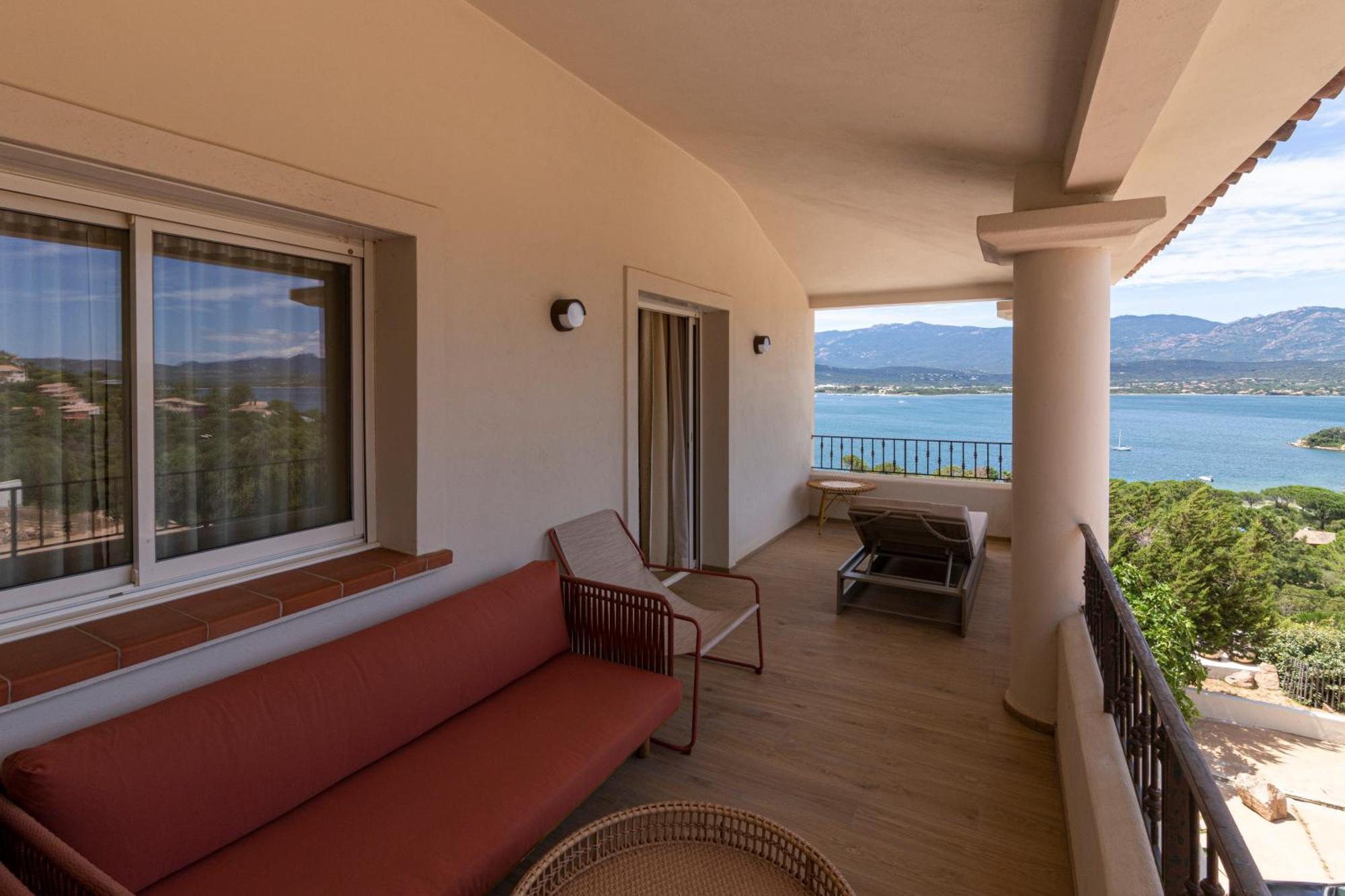 Hotel Riva Beach Порто-Веккьо Экстерьер фото