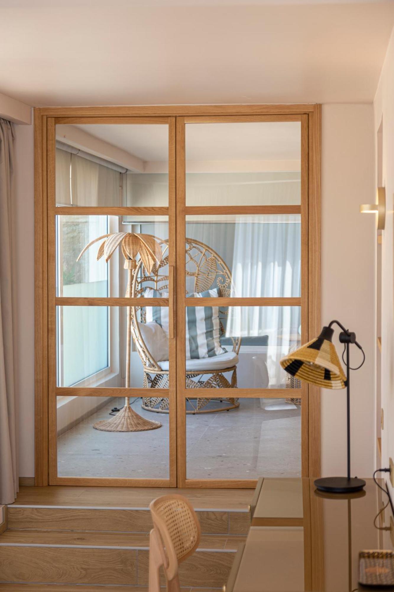 Hotel Riva Beach Порто-Веккьо Экстерьер фото