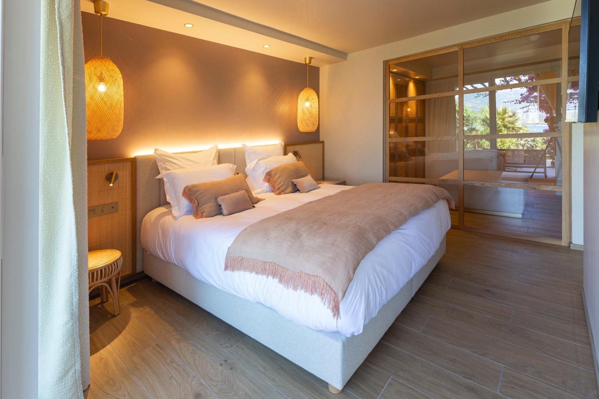 Hotel Riva Beach Порто-Веккьо Экстерьер фото